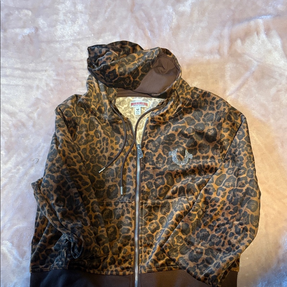 True Religion Brown Leopard Women's Jacket and Pant Set